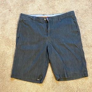 Tommy Bahama Casual Shorts Size 33